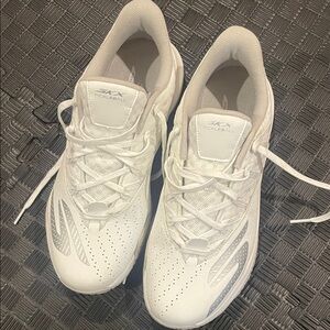 Sketcher Skx Pickleball White Athletic Sneakers